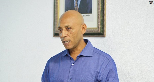 amadeu oliveira