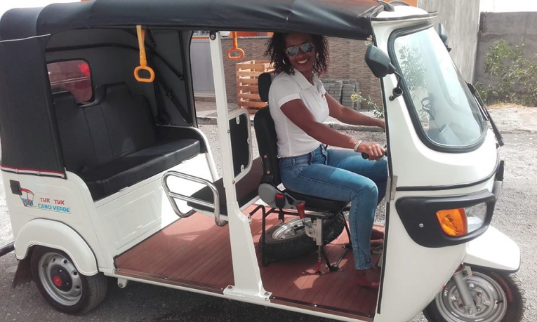 tuk tk