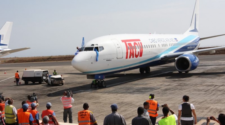 Avião TACV