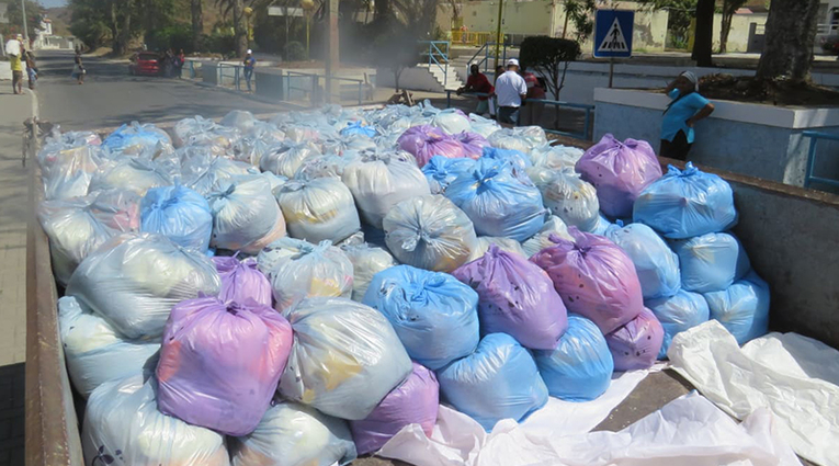 Donativos da Câmara Sâo Domingos Cestas básicas