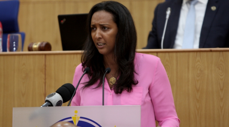 Janira Parlamento