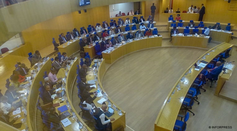 Parlamento CV 1