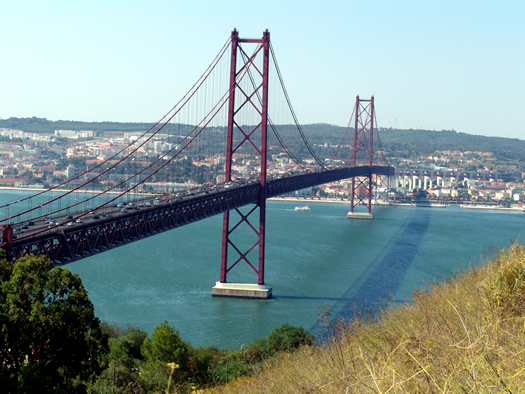 Ponte 25 de Abril