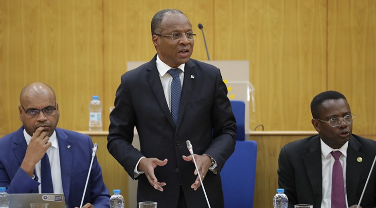 Ulisses Correia e Silva Parlamento