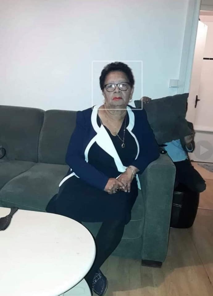 mulher frança