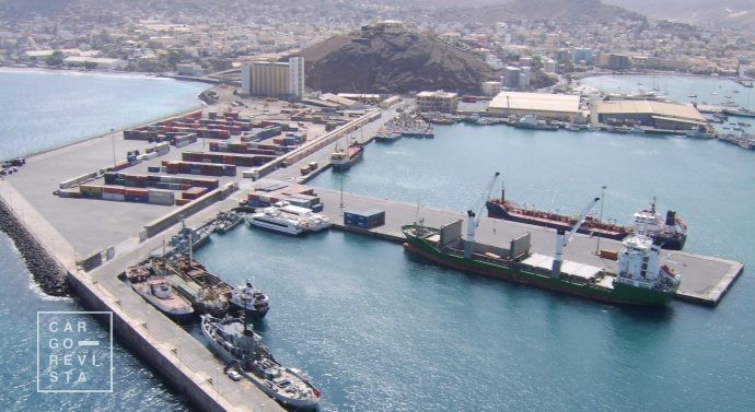 porto de sao vicente cabo verde 690x377